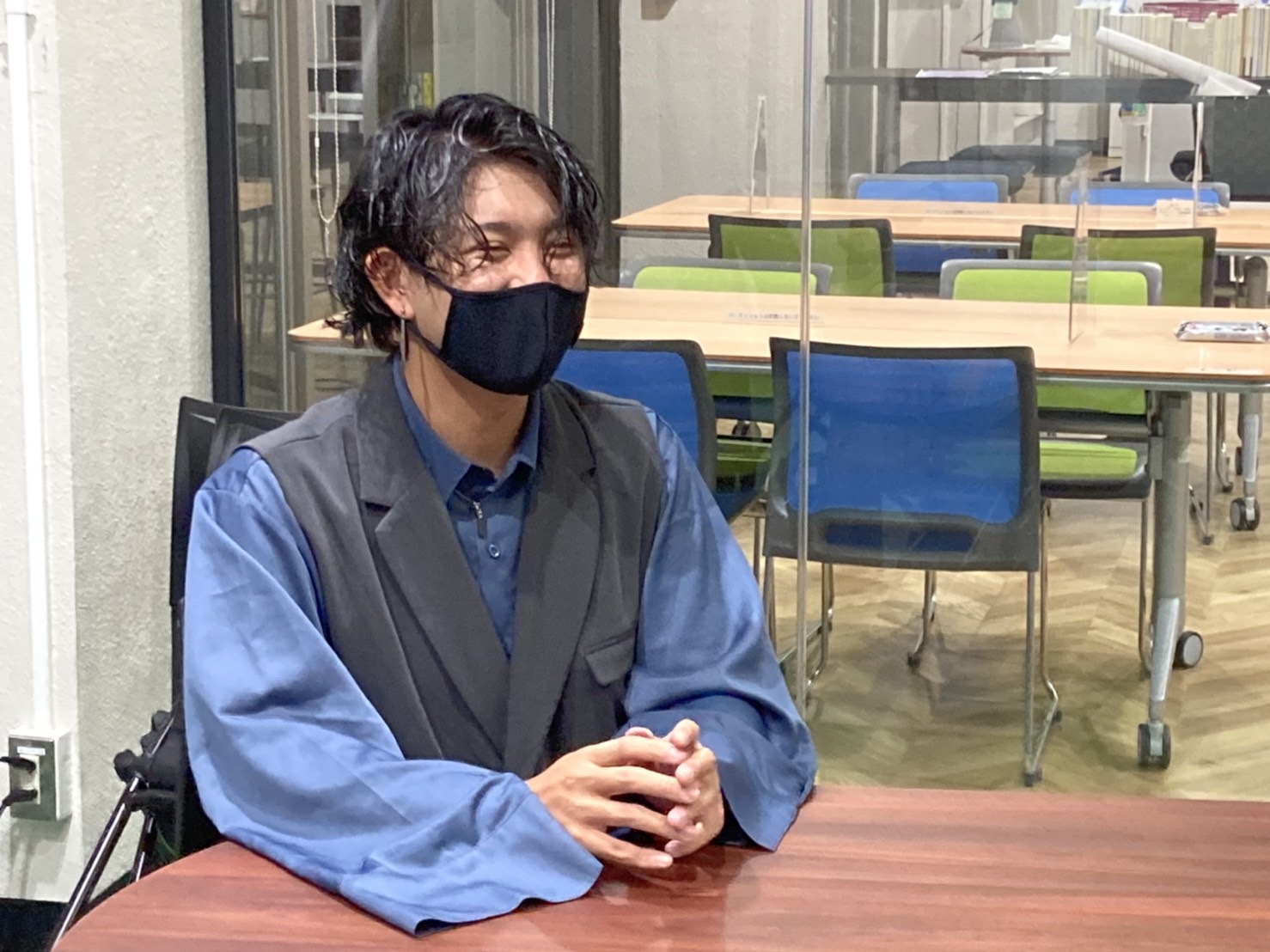 箭内さん